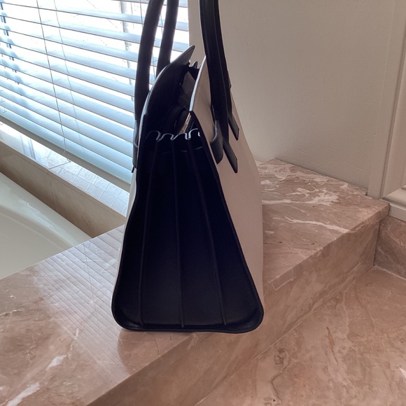 SAINT LAURENT small size Sac Du Jour - Picture 3 of 9